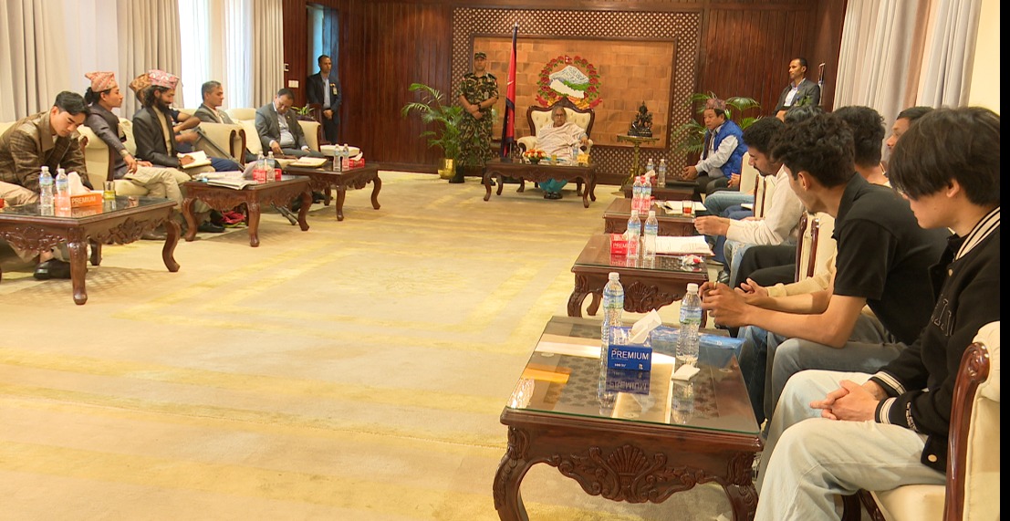 ४ घण्टाभन्दा लामो छलफलमा प्रधानमन्त्री कार्की र जेनजी आन्दोलका घाइतेबिच के- के भयो कुराकानी ?